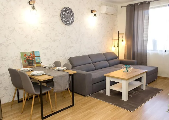Bright 1-bedroom Flat With Balcony In Golden Sands By Flat Mаnager Apartament